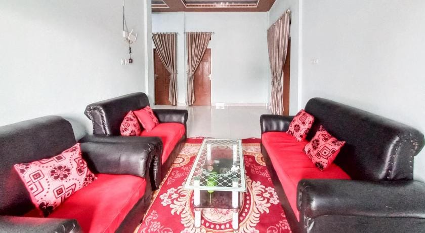 Panam House Syariah RedPartner Hotel in West Sumatra, Indonesia