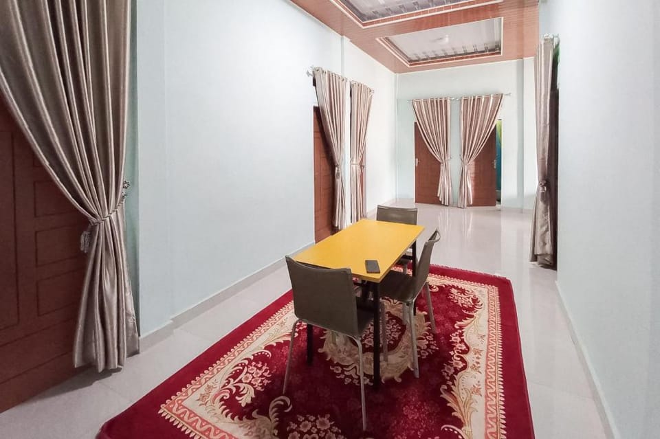 Panam House Syariah RedPartner Hotel in West Sumatra, Indonesia
