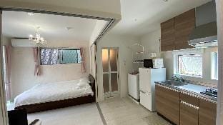 SUN生一番館１０２室 Apartment in Osaka