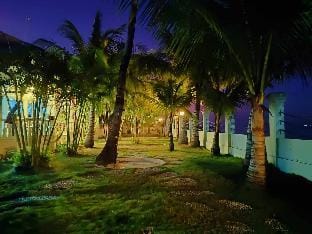 Negros Haven Seaside Resort Villa in Central Visayas