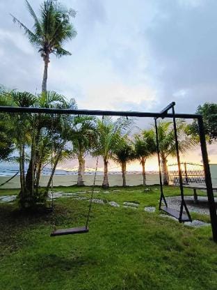 Negros Haven Seaside Resort Villa in Central Visayas