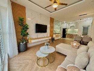 Da Nang Plaza 2 BR Apartment Riverside Apartment in Da Nang