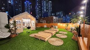 4F Entire Rooftop & BBQ | 4min Metro, 10min Beach Vacation rental in Busan