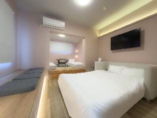 a楽宿ー新今宮03。大阪市内４人房间、日本橋ー通天閣ー黒門市場ー心斎橋。车站附近、関西空港直通。 Apartment in Osaka