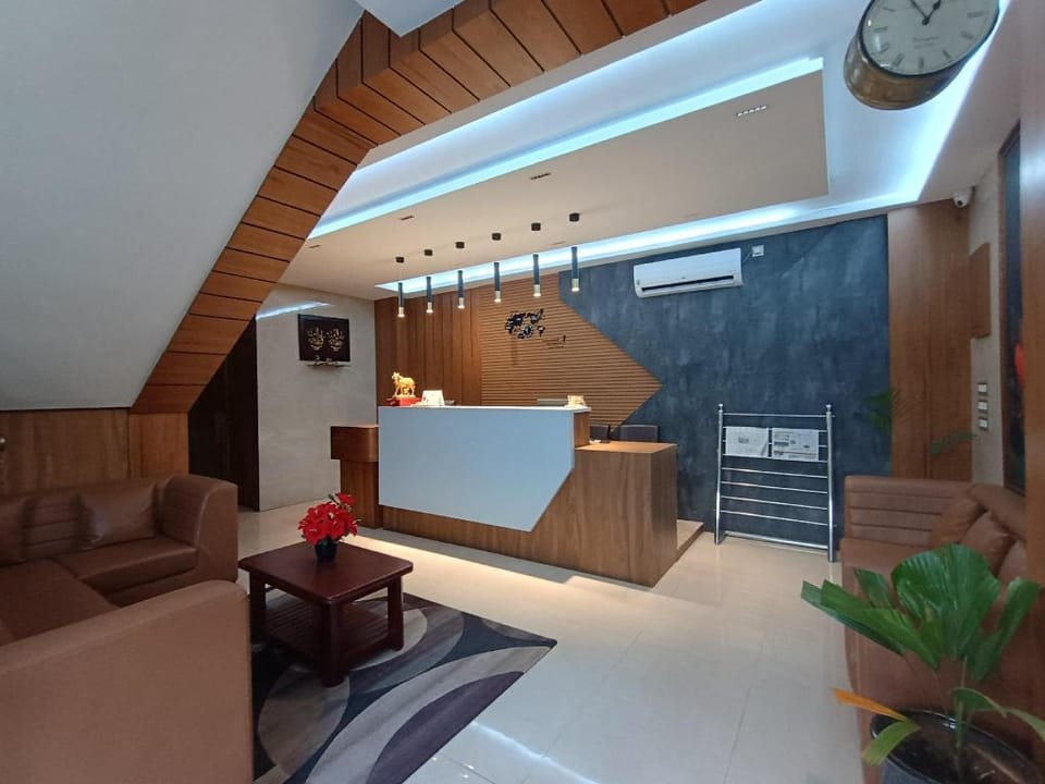 HOTEL VIJAYANAGARA KINGS COURT Hotel in Karnataka