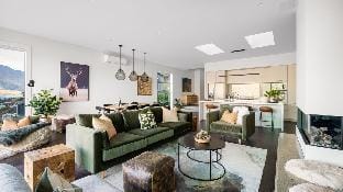 Tahuna Vista-Fire Place-Hot Tub -Free Parking -BBQ Vacation rental in Queenstown