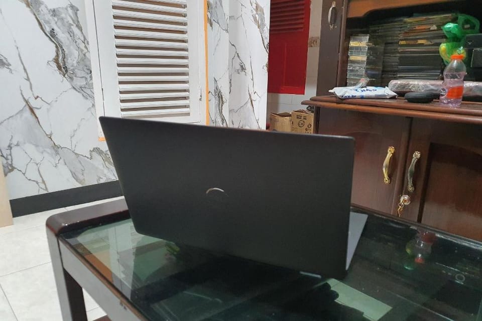 OYO Life 93979 Gubeng Homestay Syariah Hotel in Surabaya