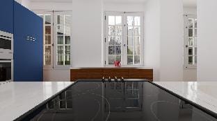 Olympics Marais Luxury 3 bed in private alley Vacation rental in Paris
