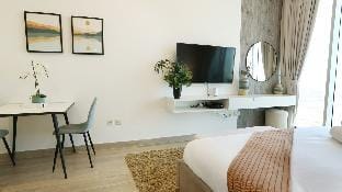 Brown Stone - City View Bloom Vacation rental in Dubai