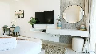 Brown Stone - City View Bloom Vacation rental in Dubai