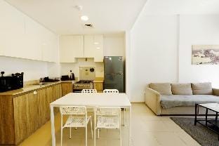 Brown Stone - Miracle Gardens Una Vacation rental in Dubai