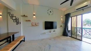 2-10Pax DOORSTEP TO BEACH, BBQ, POOL, WATER SPORT Apartment in Port Dickson