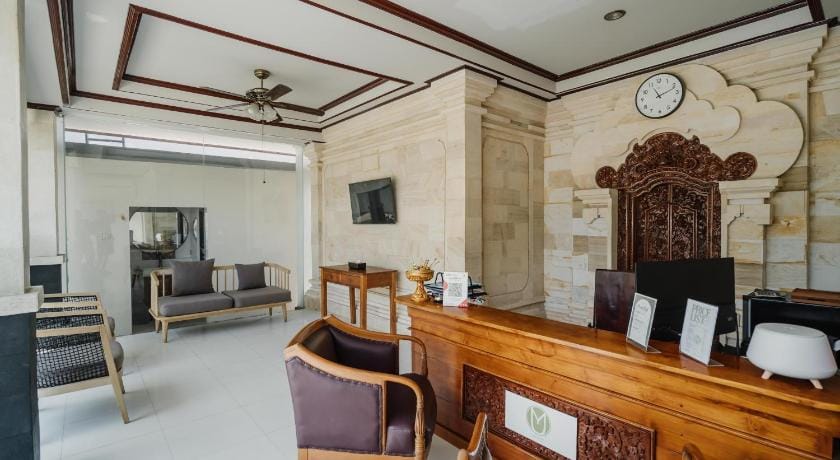 You Suite Seminyak Hotel in Kuta