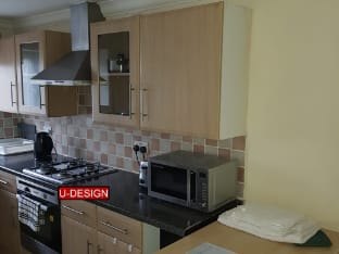 LU3 Best Bungalow Budget Apartment in Luton