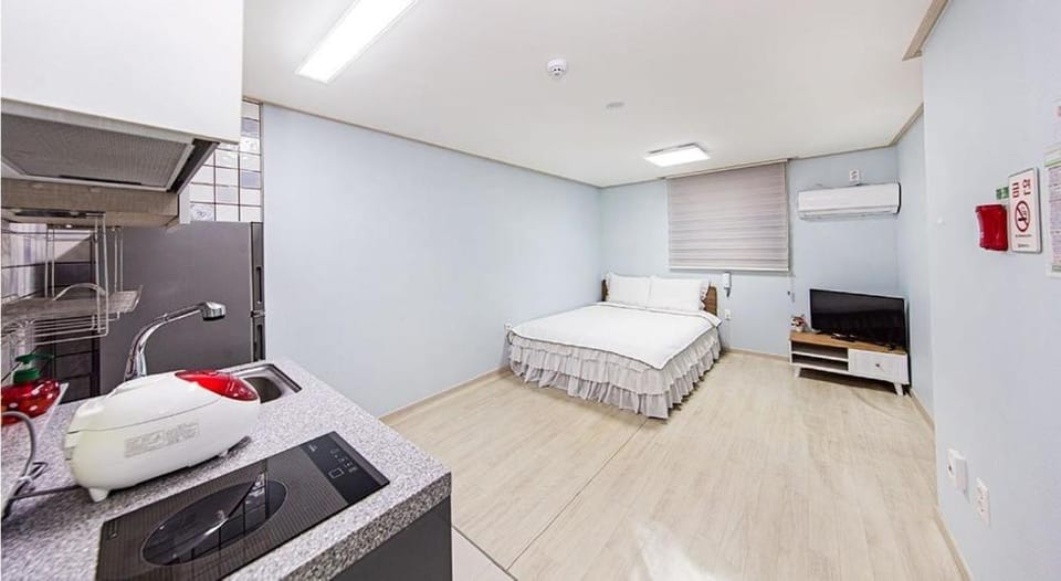 Daecheon Ttobagi Pension Bed and Breakfast in South Korea