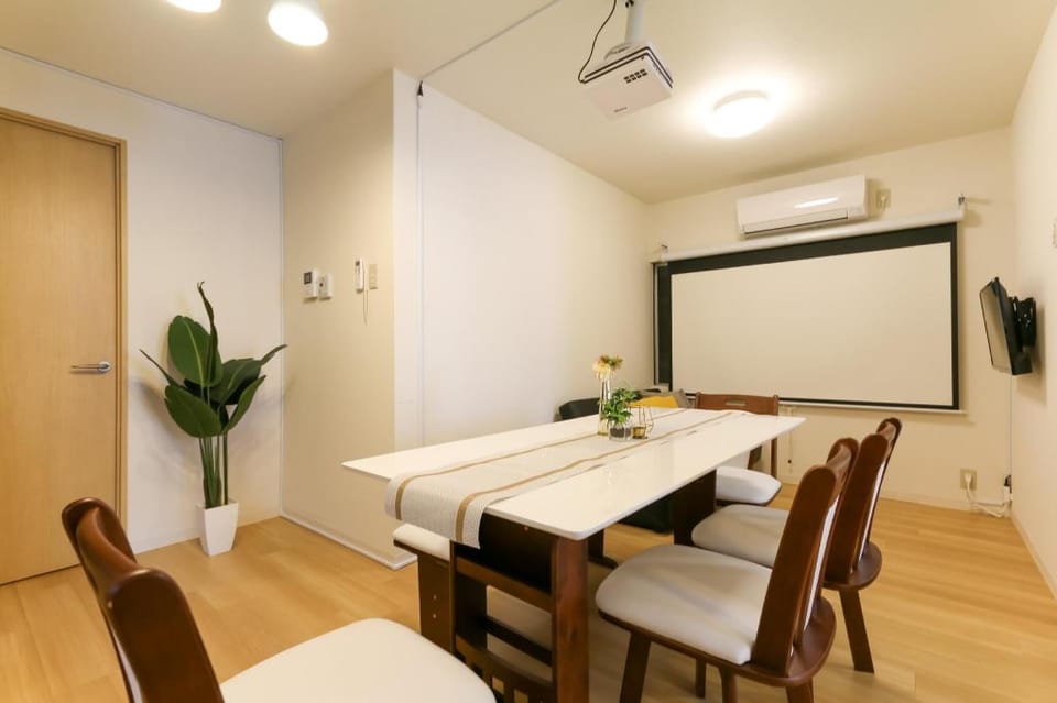 Two Bedroom Apartment, 50㎡, ND42, a Short Distance from Daikokucho Station Apartment in Osaka