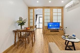 Luxury apartment 81 Linh Lang Apartment in Hanoi