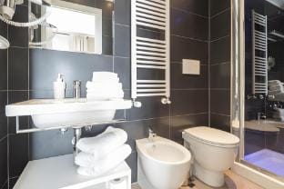 San Pietro Matrimoniale deluxe con balcone Vacation rental in Rome