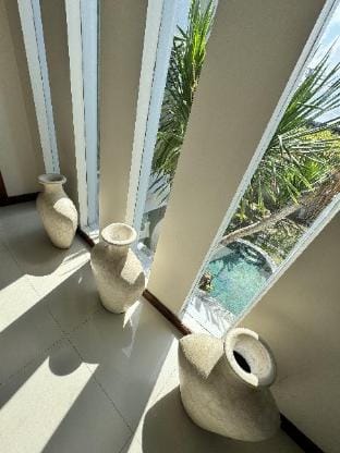 Lucito Villa 4 Bedrooms Spacious Pool at Kerobokan Villa in North Kuta