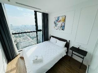 Hagi APT- S3.Vinhomes Skylake| Cityscape 1BR Haven Apartment in Laos