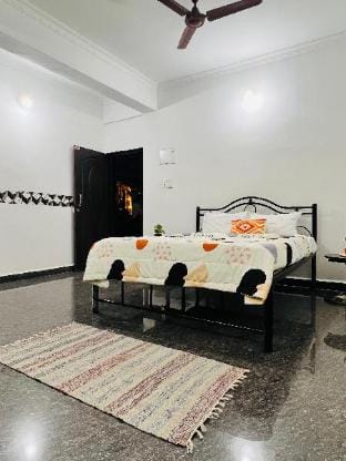 Studio apartment in candolim | 4 min from beach Apartment in Candolim