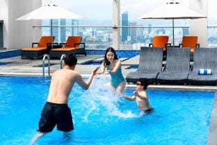 Peace APT-2BR with Balcony in Sheraton/Sea view Apartment in Da Nang