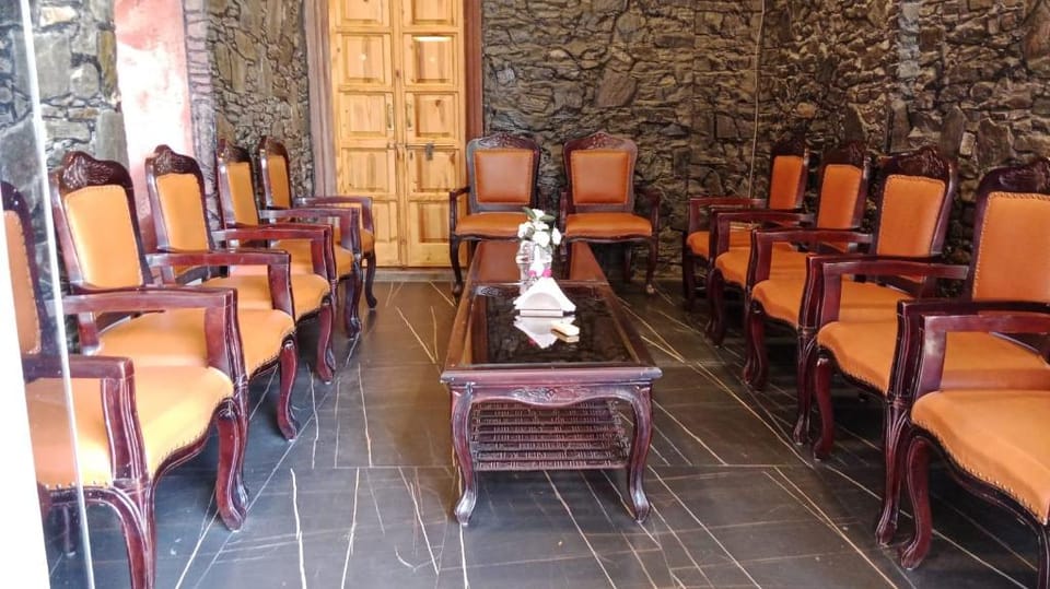 Garh Girvar Resort & Spa Hotel in Rajasthan