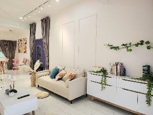 NEW! 18Pax, PJ SS14 Bungalow/Plaza33/SS2/Midvalley Vacation rental in Petaling Jaya