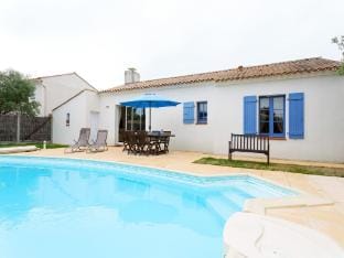 Villa in St. Jean-de-Monts with Private Pool Villa in Saint-Jean-de-Monts