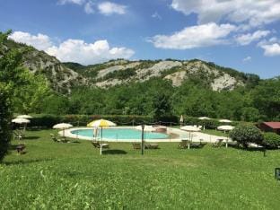 Hill View Retreat w Pool Vacation rental in Umbria