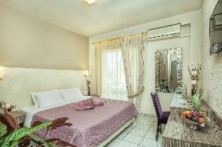 Double Room with Pool View (Adults Only ) Apartment in Crete