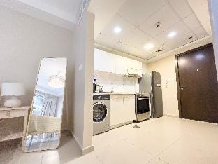 Studio with Balcony - Blue Collection Holiday Home Apartment in Ras al Khaimah