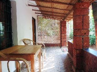 L'AZUR Studio Cottage 1, Vagator Beach GOA Vacation rental in Goa, India