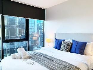 Amazing 2 bedroom apartment with great views Apartment in Southbank