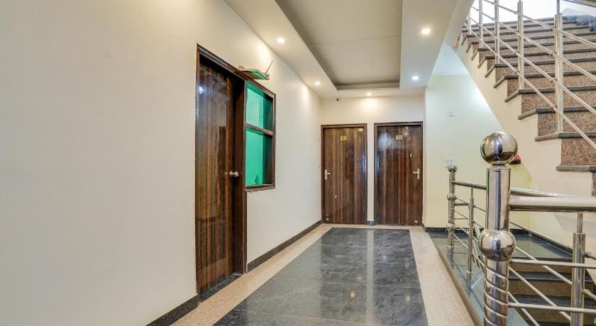 Hotel O TAVISH INN Hotel in New Delhi