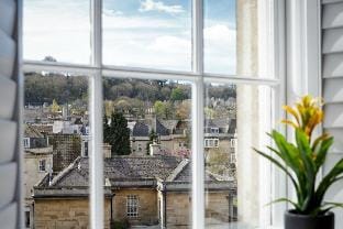 Beau Street Apartment in Bath
