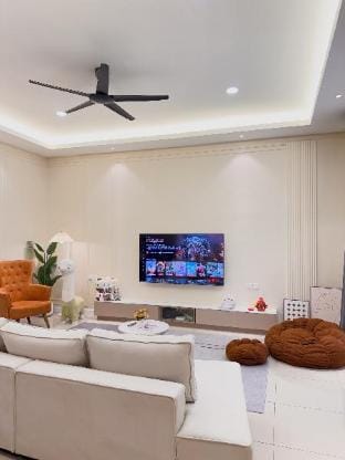 Stay&Sing l 18pax 6B6B l NearJonkerWalk l KTVroom Vacation rental in Malacca
