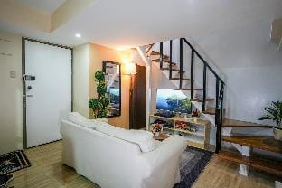 A2J Luxury BGC 2BR Loft Near High Street Taguig Vacation rental in Makati