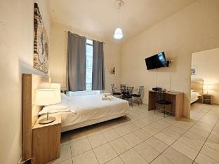 Viva Riviera Marina Croisette Apartment in Cannes
