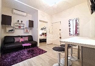 Calm and Modern 1 Bedroom City Centre Cannes Apartment in Cannes