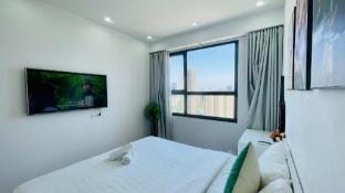 VinhomesD'.Capitale 2Br2Bth Apartment in Laos