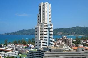 Sea view apartment with jacuzzi at Patong Tower Apartment in Patong
