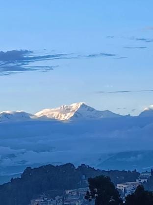 Sherpa Guide Everester  Apartment in Darjeeling