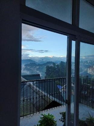 Sherpa Guide Everester  Apartment in Darjeeling