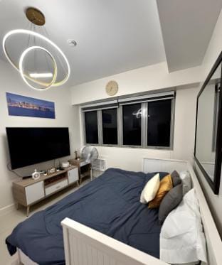 The Cozy Studio w/ 55” 4K Smart TV, Pool, & More! Apartment in Quezon City