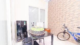 Villa Seger Waras 2 Bedroom with Karaoke Villa in Batu