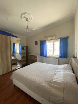Şehir Merkezinde Geniş Teraslı 1+1 Çatı Katı Daire Apartment in Antalya