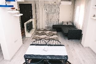 FlatDeniz / 50 meter to Calis Beach Apartment in Fethiye