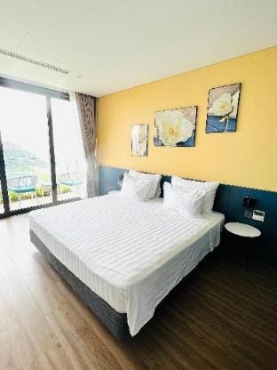 Flamingo Ibiza Hải Tiến Apartment in Laos