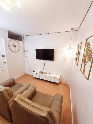 1-2 Bedrooms Moonscape Suite 115 Vacation rental in Region of Manila